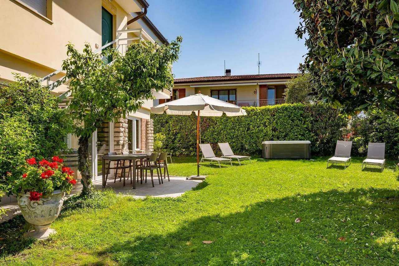 Casa Volta Villa Bardolino 0*,  Italia